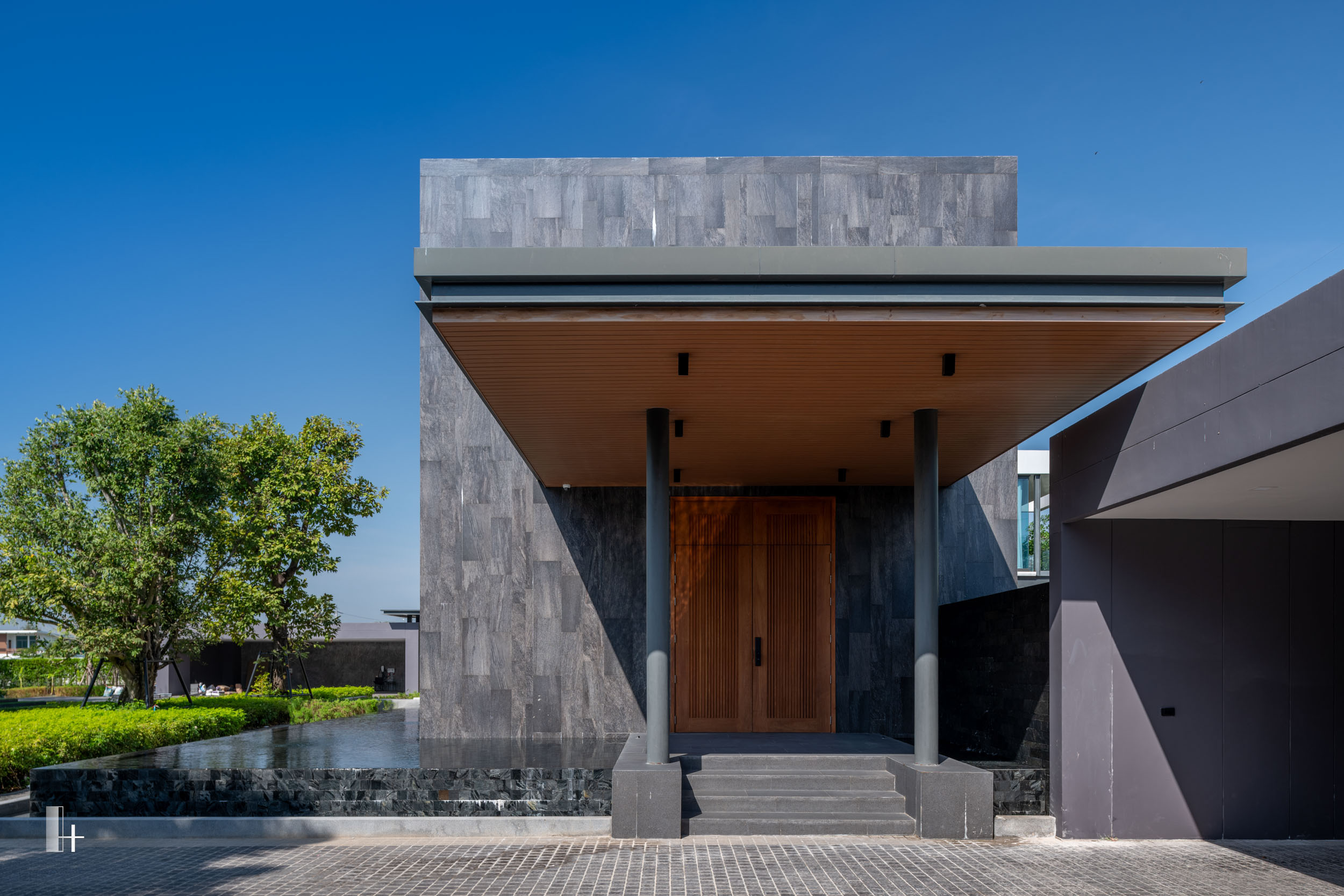 Gallery image 1